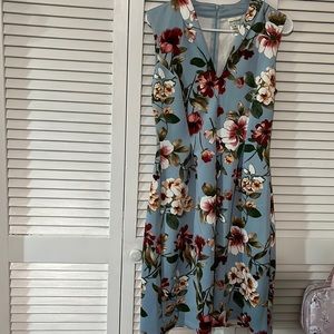 En Focus Studio Blue/Flower dress size 8
